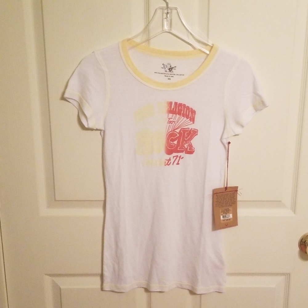 Brand new True Religion tee!!!